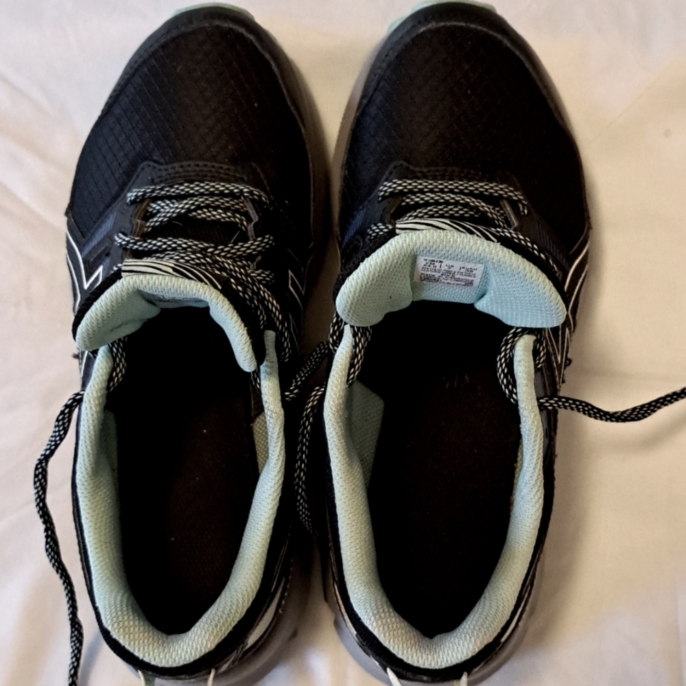 ASICS trail scout 2